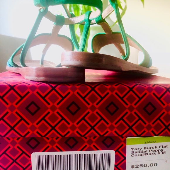 Tory Burch Sandals with box - Picture 2 of 2